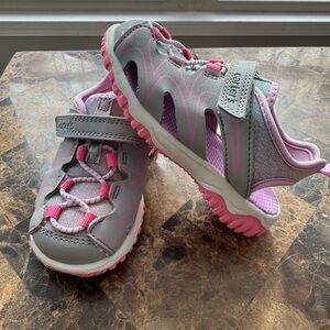 Carter’s Toddler Sandals Size 8C Gray Pink – Water shoes